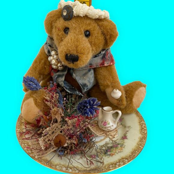 Vintage Teddy Bear Centerpiece Table Decoration Bear on Noritake Saucer - Picture 1 of 9